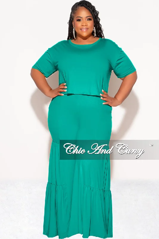 Final Sale Plus Size 2pc Crop Tie Top and 3-Layer Pants Set in Green