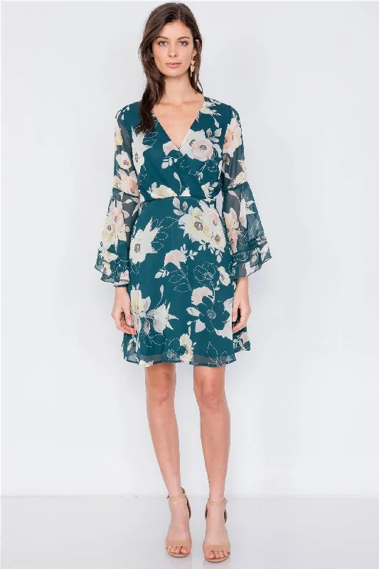 Green Floral Print Bell Sleeve Fit & Flare Mini Dress /2-2-2