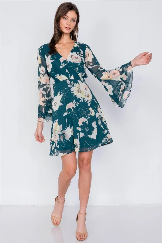 Green Floral Print Bell Sleeve Fit & Flare Mini Dress /2-1-3