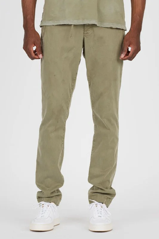 Simon Pant in Basil