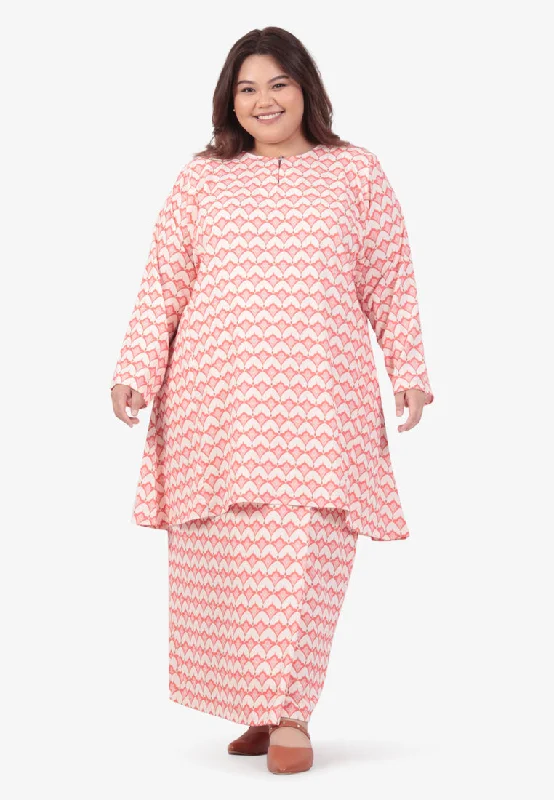 Naqila Raya Motif Prints Kurung Set - Peach