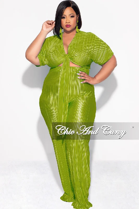 Final Sale Plus Size 2pc Pleated Top and Pants Set in Olive